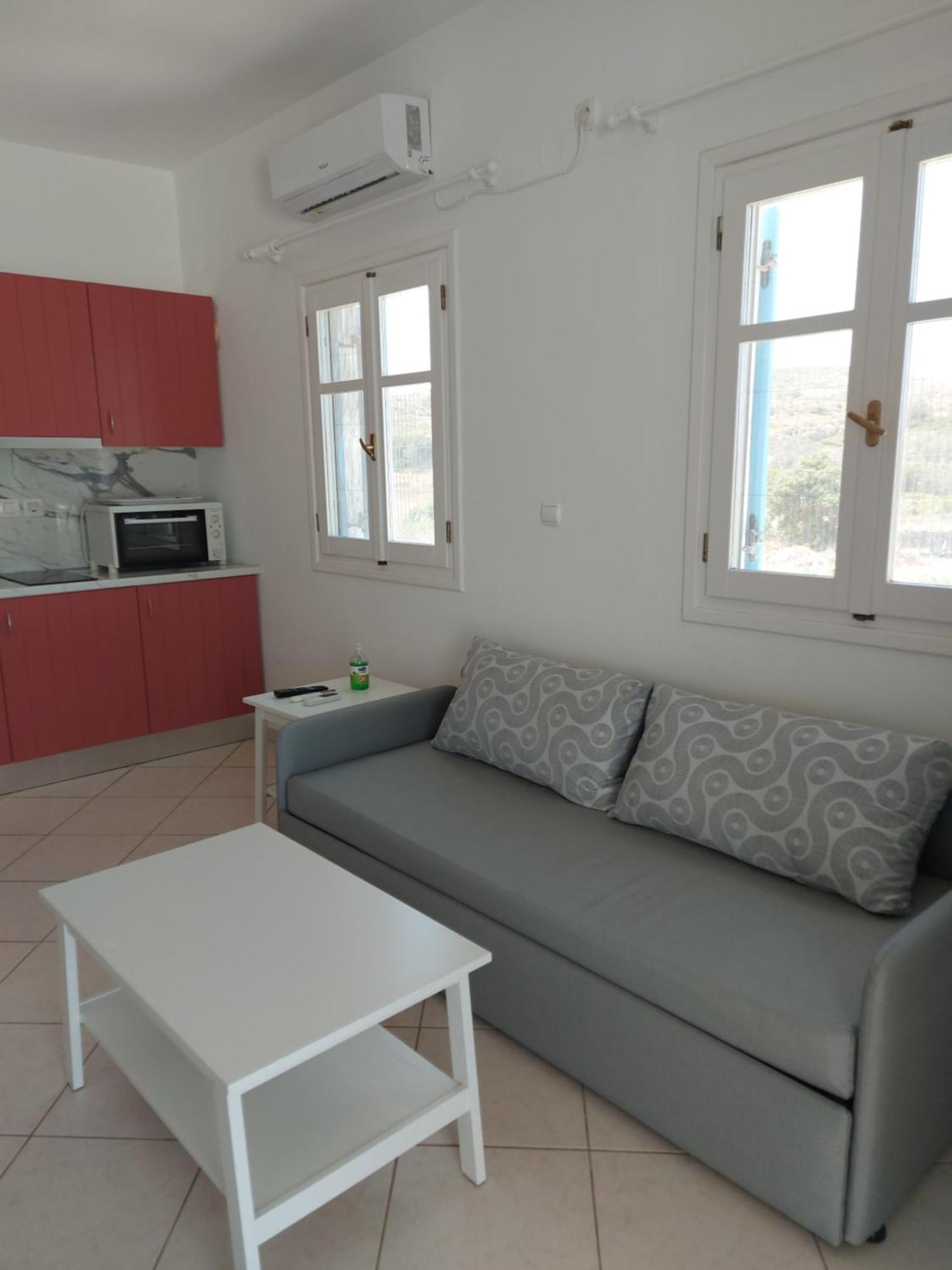 Milithos Apartments 2 Adamantas  Esterno foto